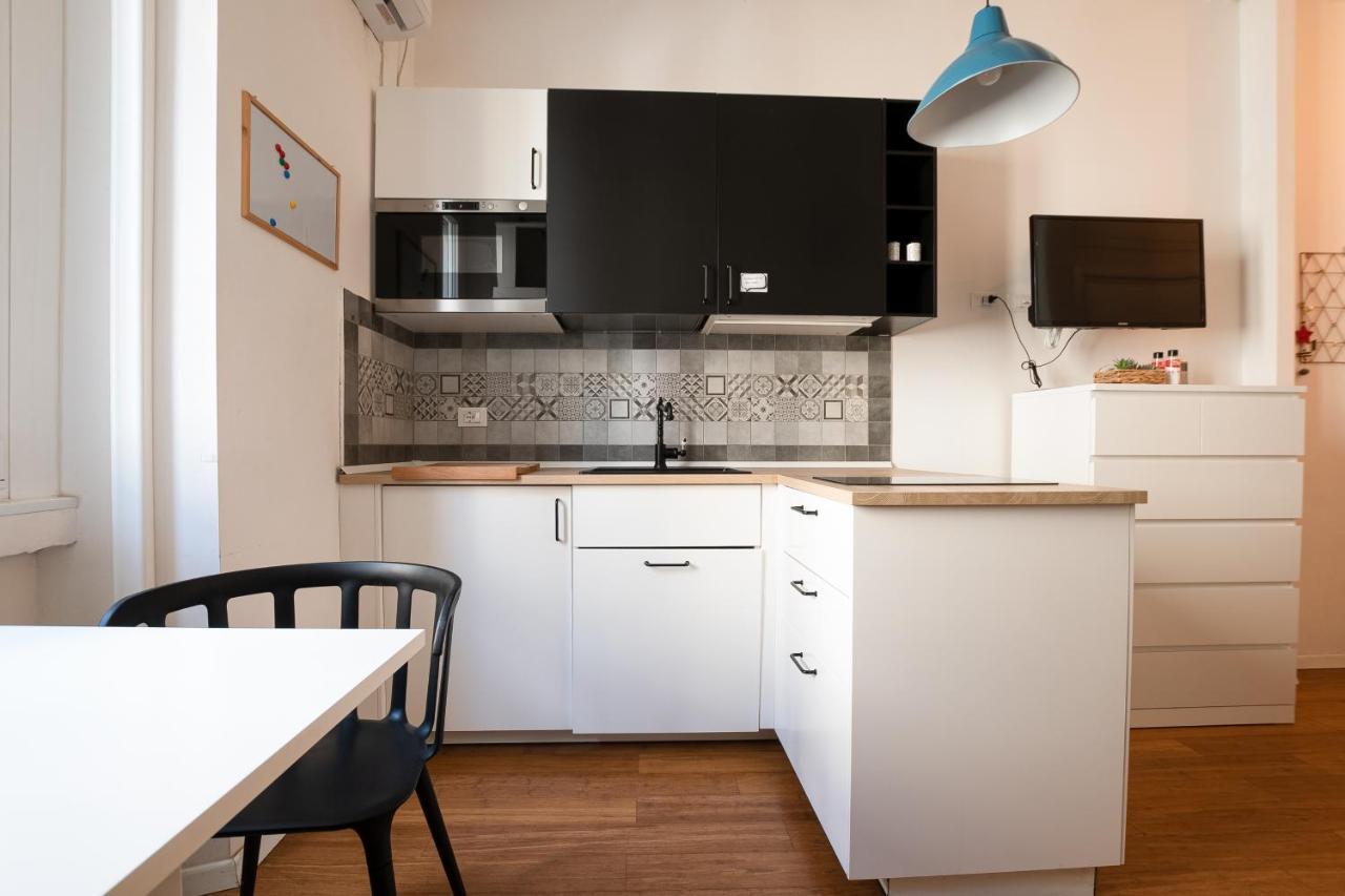 Cozy Apartment Near Navigli Милано Екстериор снимка
